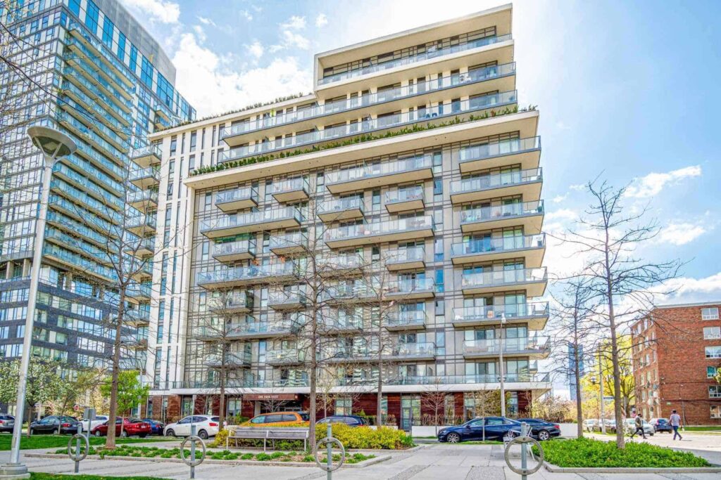 One Park West 260 Sackville St