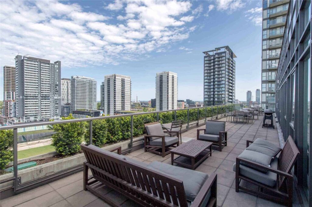 Outdoor Terrace on the Penthouse Floor of One Park West Condos