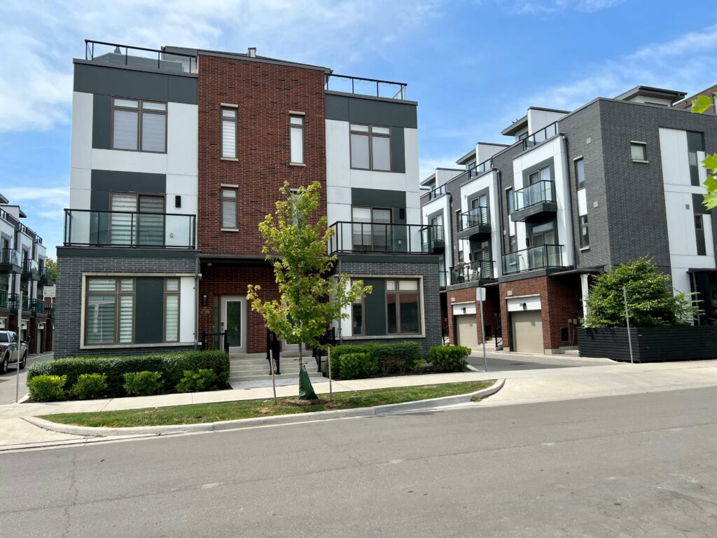 Sutton Collection Towns Sutton Townhomes for Sale Live In Regent Park